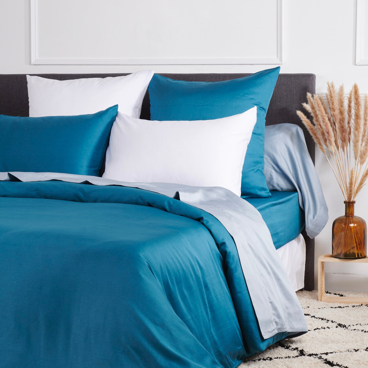Taie d'oreiller Douce Nuit - Satin de coton #Couleur_BLEU PAON