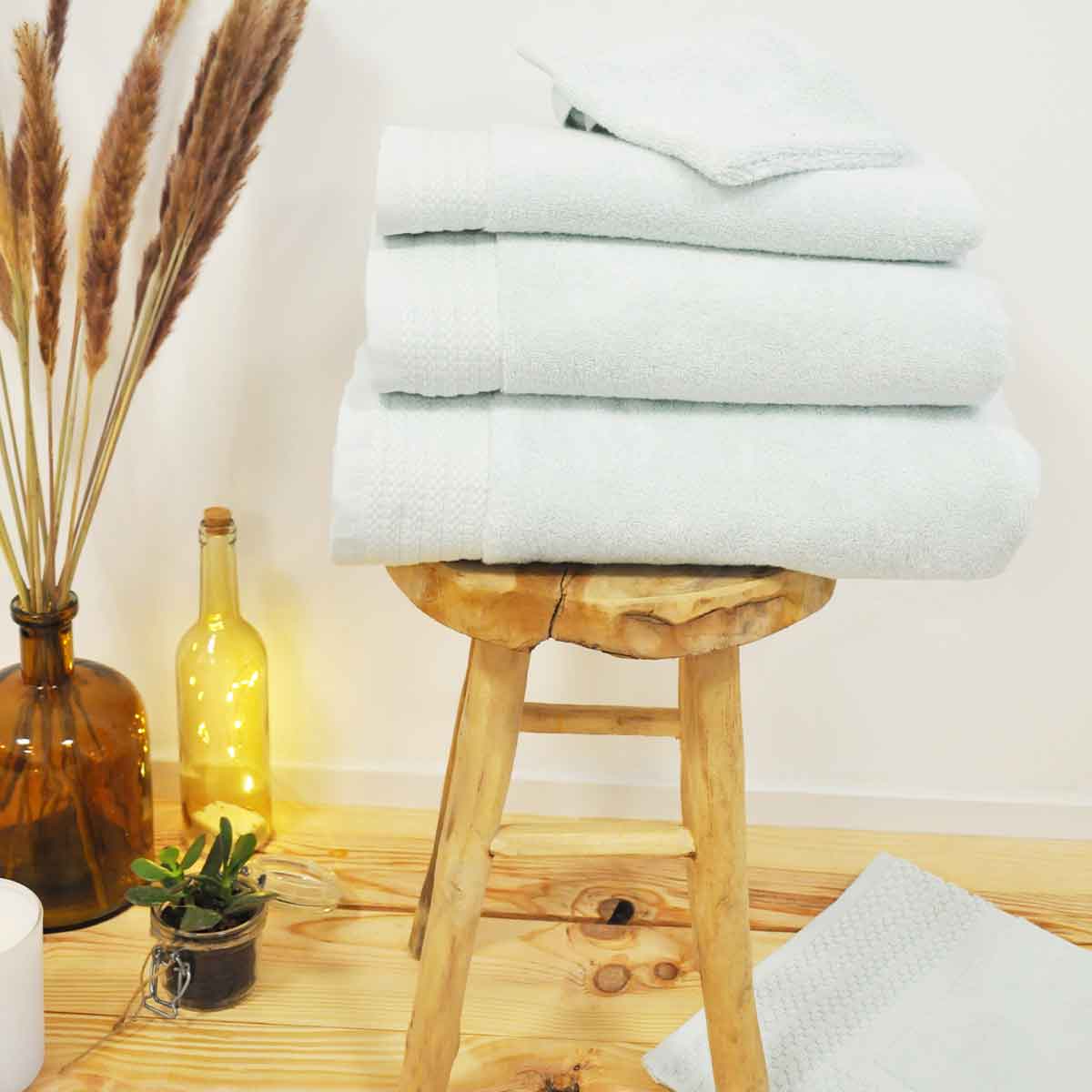 Serviette De Toilette Douceur - Coton/ Modal 600g/m² - Vert d'eau #Couleur_VERT D'EAU