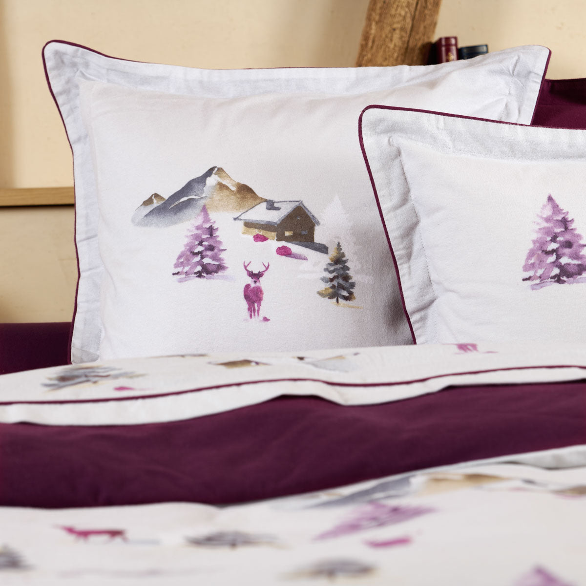 taies d'oreiller champagny en flanelle de coton uni prune et motis hivernaux