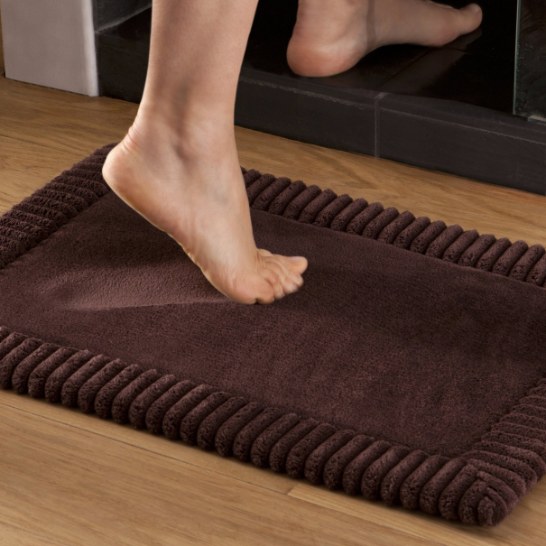 Bath mat Chenille Brown