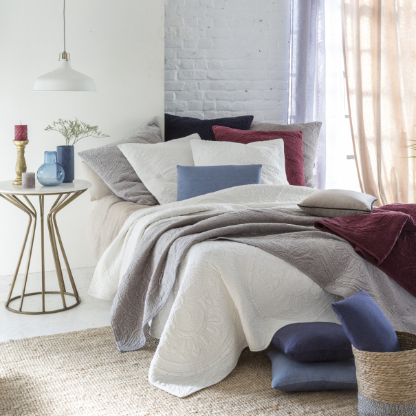 Quilted bedspread | High-end bed linen | Tradition of the Vosges