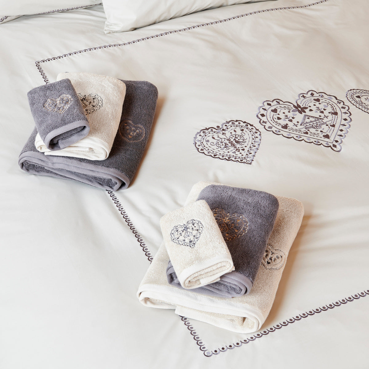 Drap de douche Nuit au Chalet - Coton 600g/m² #Couleur_ANTHRACITE