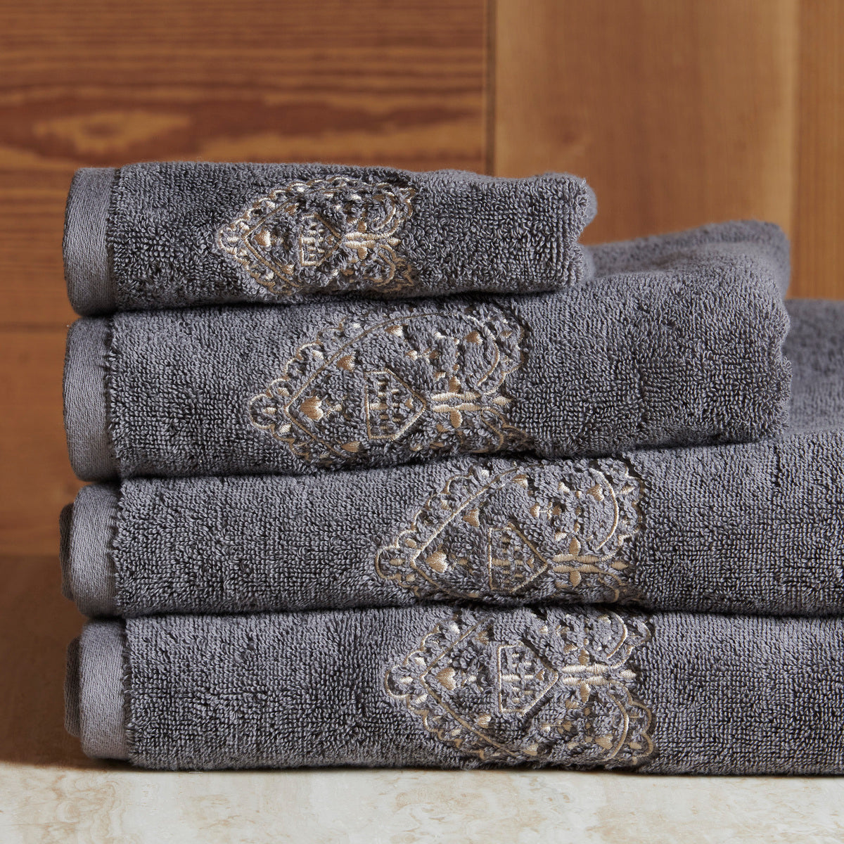 Drap de douche Nuit au Chalet - Coton 600g/m² #Couleur_ANTHRACITE