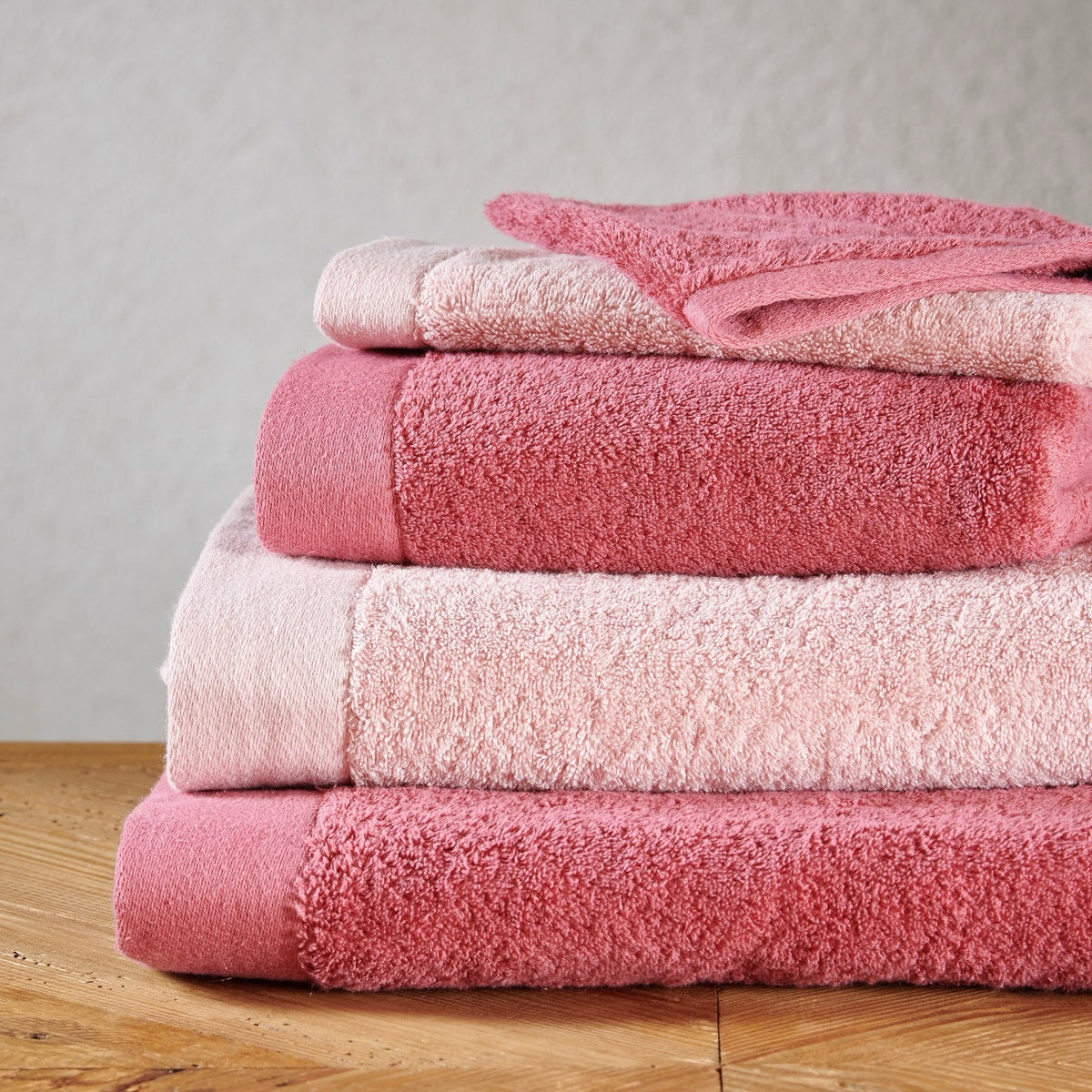 Serviette invitée Sérénité - 100% Coton 650g/m² #Couleur_ROSE DRAGEE