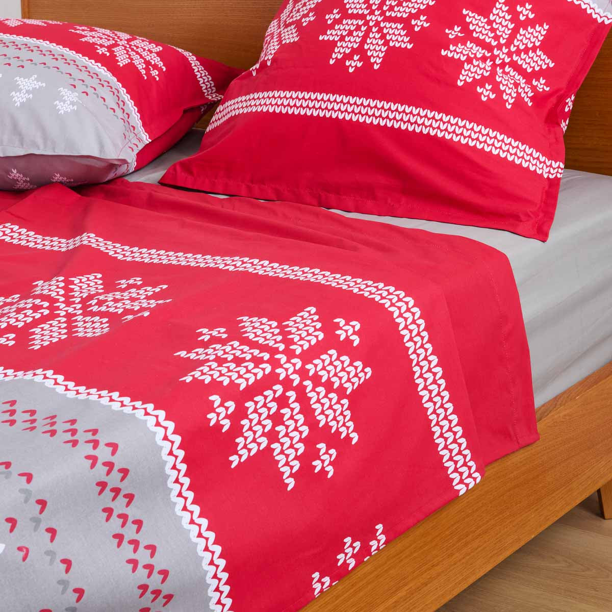 Drap plat coeur des alpes rouge et gris blanc des pres