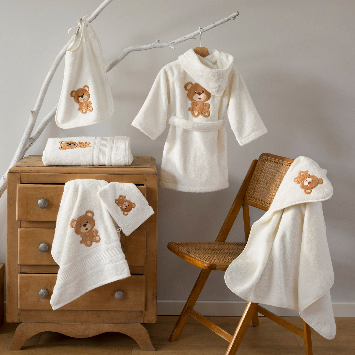 Bavoir Karl | Ensemble linge de bain enfant | Tradition des Vosges #Couleur_IVOIRE